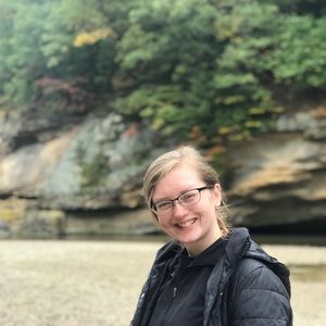 Meet your Posher, Lexa